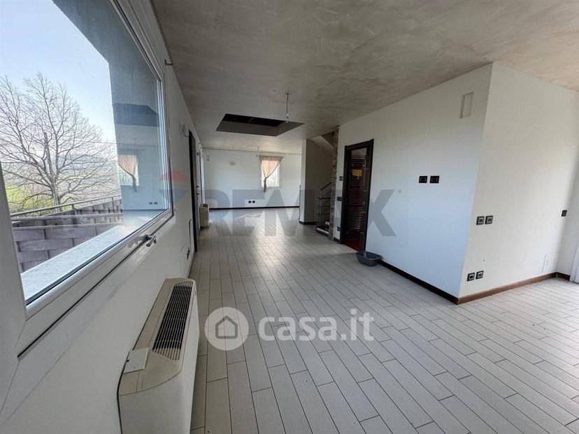Villa in Località Mirandola 200 — foto 9 di 47