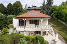 Villa in Strada Val Salice 31
