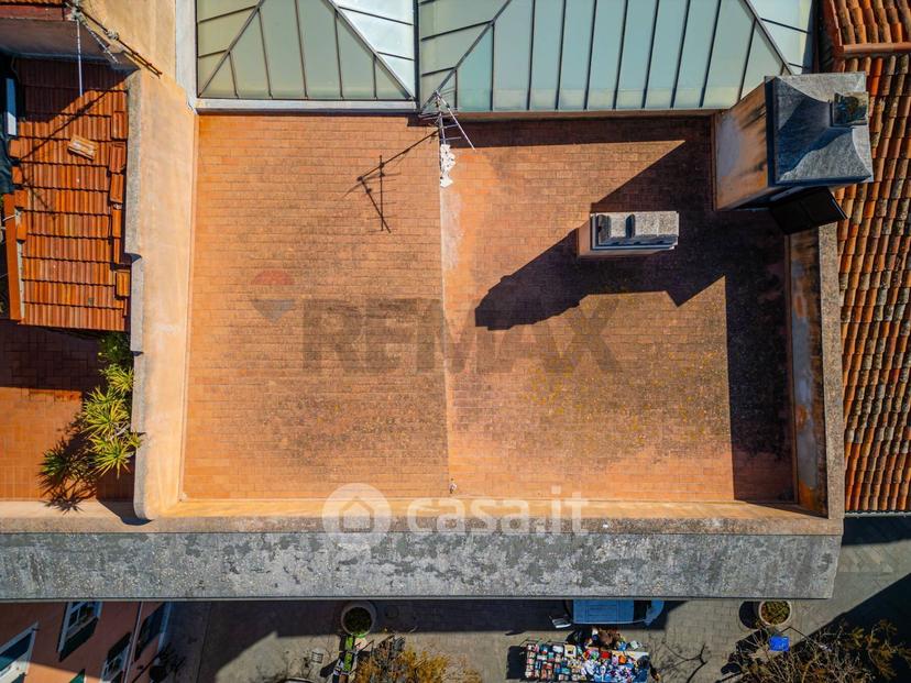 Appartamento in Piazza Tola 41 — foto 32 di 109