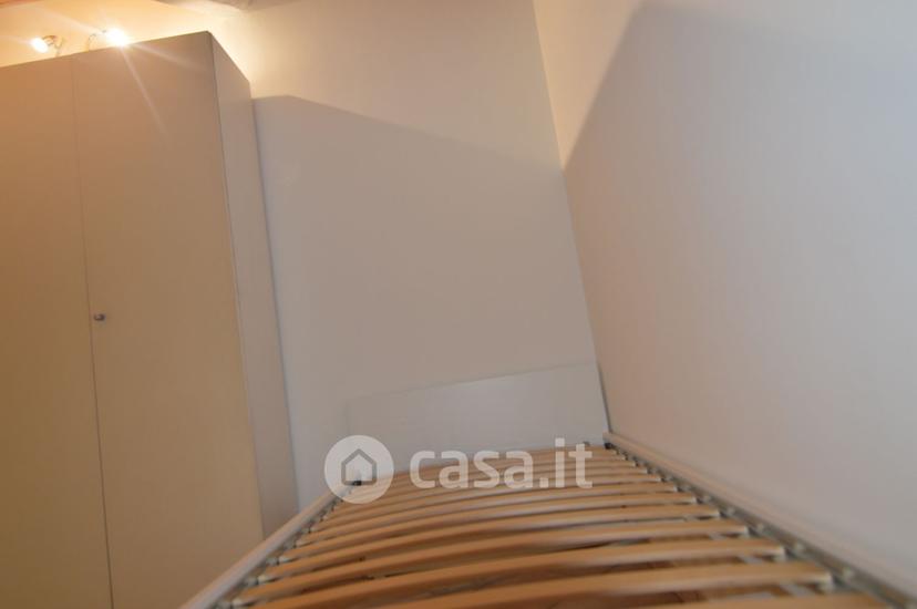Stanza in Via Carlo Capelli — foto 3 di 75