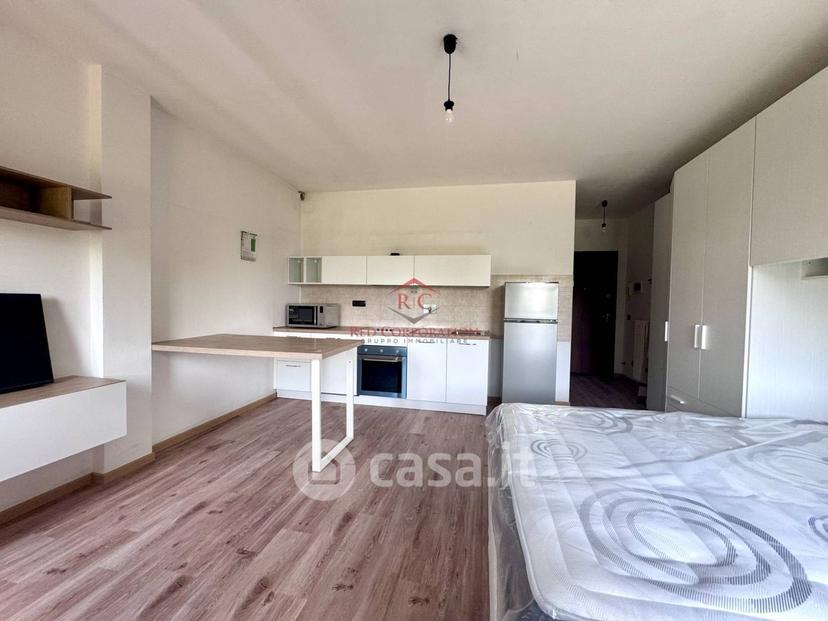 Monolocale in Via Serge Reggiani — foto 7 di 13