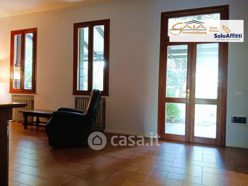 Villa in Via A. Gramsci 46 — foto 25 di 53