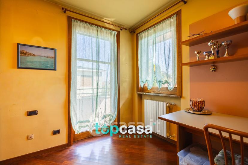 Villa in Via Eugenio Villoresi 62 — foto 36 di 40