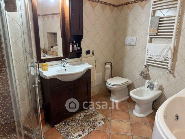 Appartamento in Corso Lucilio 32 — foto 11 di 59