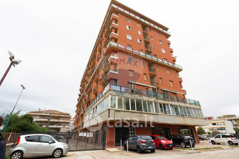 Trilocale in Via Livenza 6 — foto 5 di 28