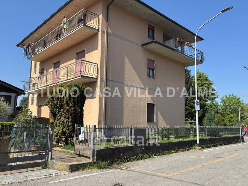 Quadrilocale in Via Madonna dei Campi — foto 30 di 46