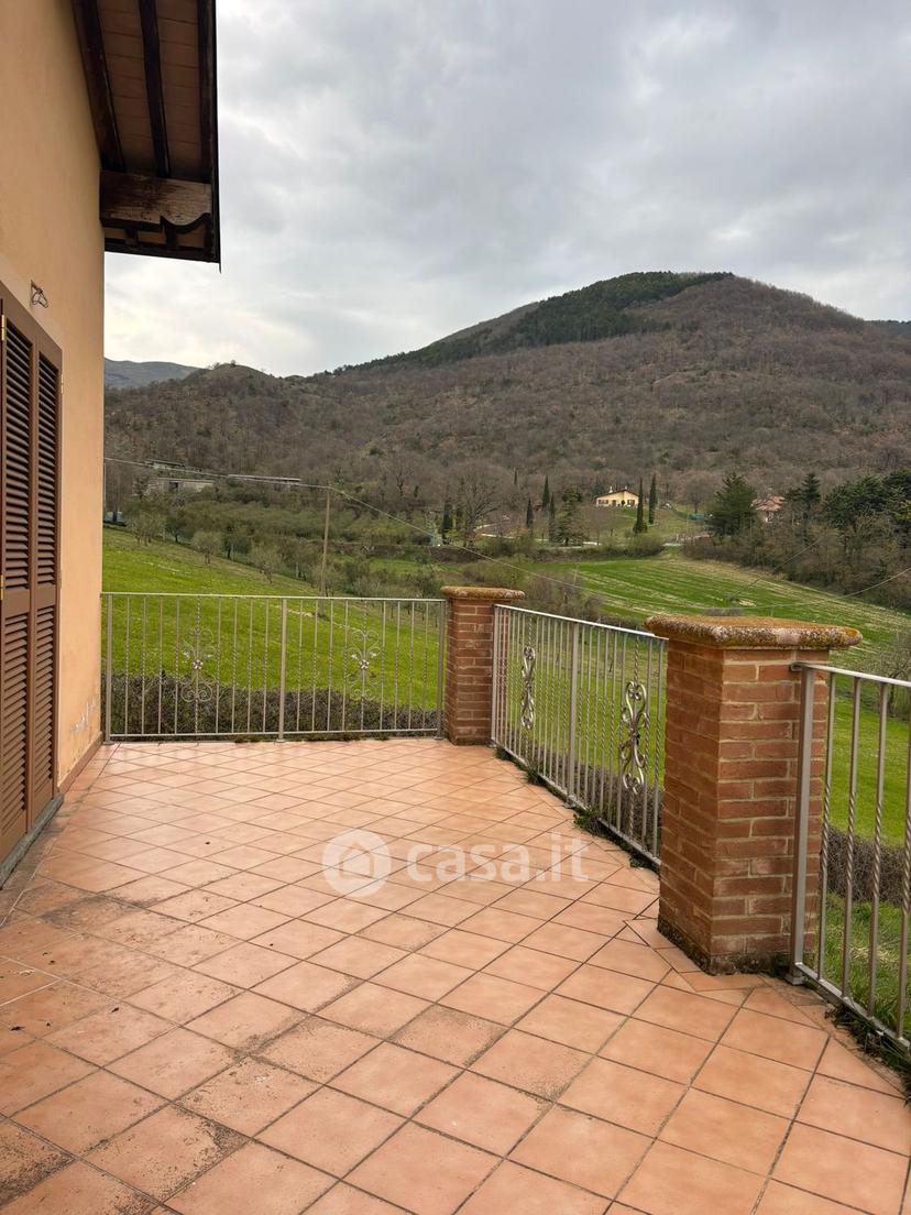 Villa in Via Dante Alighieri 23 — foto 24 di 48