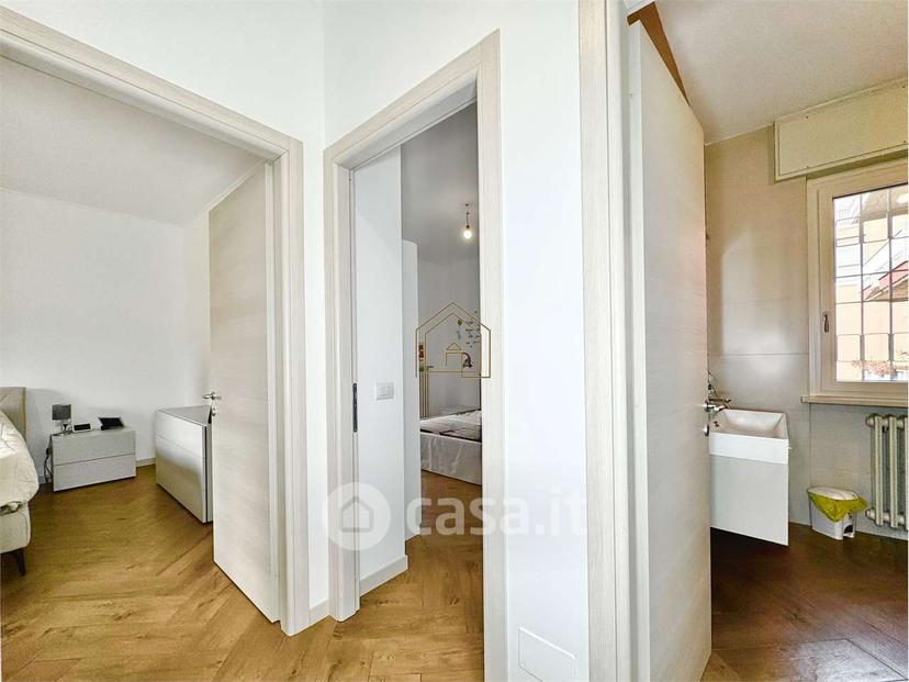 Trilocale in Viale Cavour — foto 16 di 25