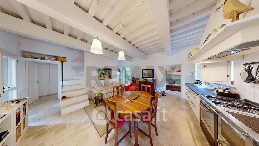 Villa in Strada delle Cerbaie — foto 27 di 63