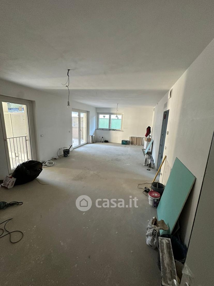 Quadrilocale in Via dei Castagni 8 — foto 12 di 23