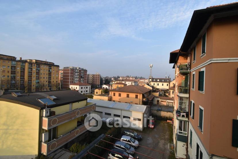 Trilocale in Via A. Volta 4 — foto 23 di 56