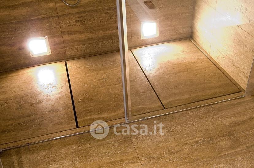 Villa in Via Alessandro Manzoni — foto 41 di 54