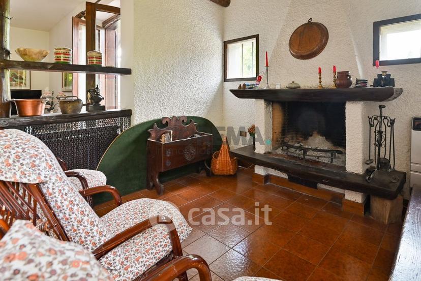 Villa in Viale Belvedere 14 — foto 8 di 77