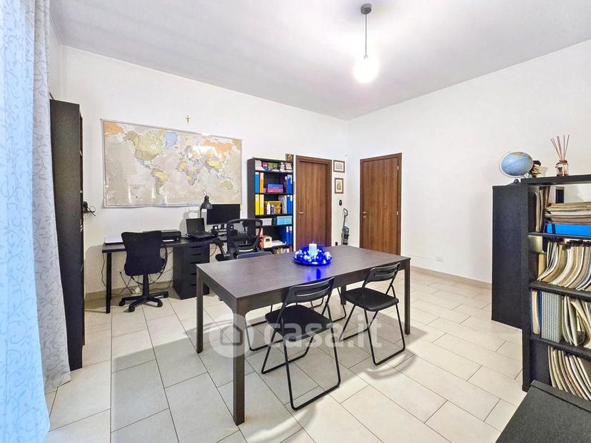 Villa in Viale Ugo Foscolo 46 — foto 45 di 70