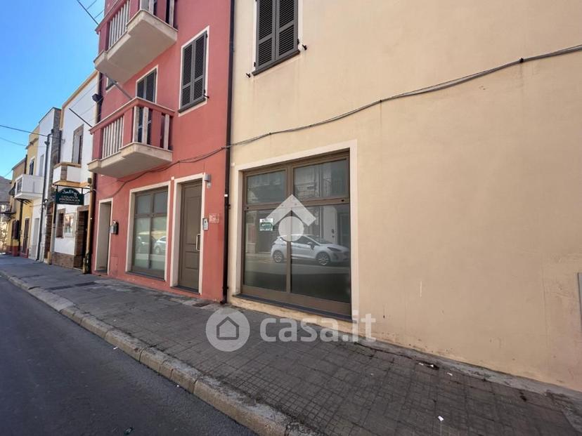 Quadrilocale in Via E. d'Arborea 116 — foto 7 di 32