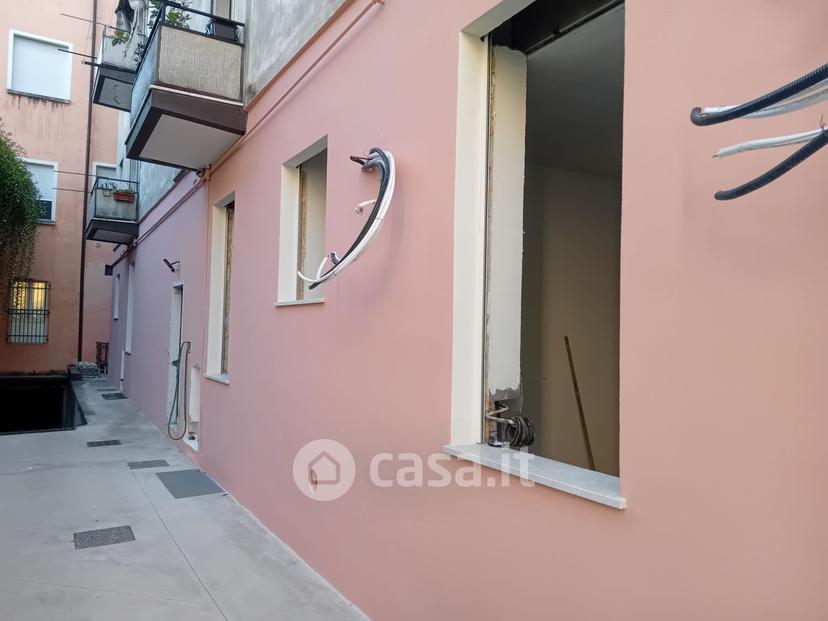 Stanza in Via Co Giuseppe C Martinengo Cesaresco 31 — foto 33 di 40