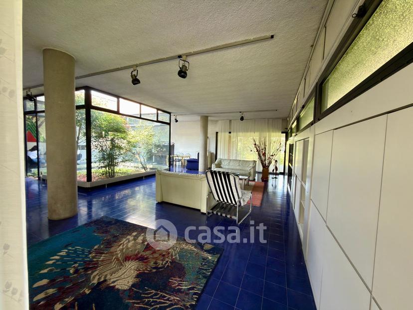 Villa in Via Giosuè Carducci 20 a — foto 75 di 182