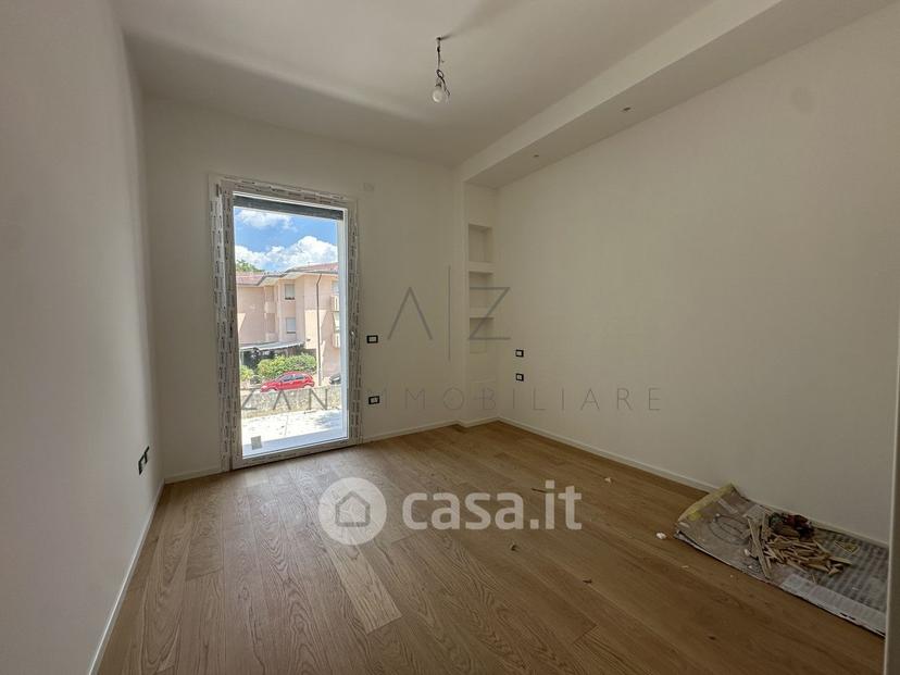 Quadrilocale in Via San Pio X — foto 18 di 28