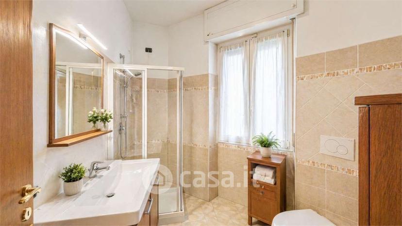 Trilocale in Via Cesare Battisti 81 — foto 4 di 25