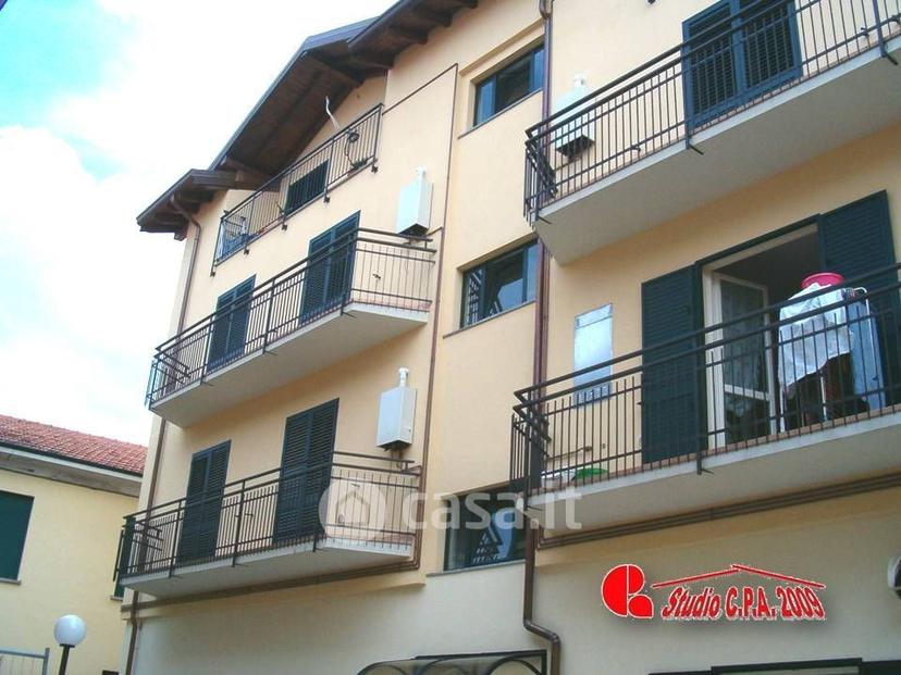 Trilocale in Via Alessandro Manzoni 10 — foto 37 di 45