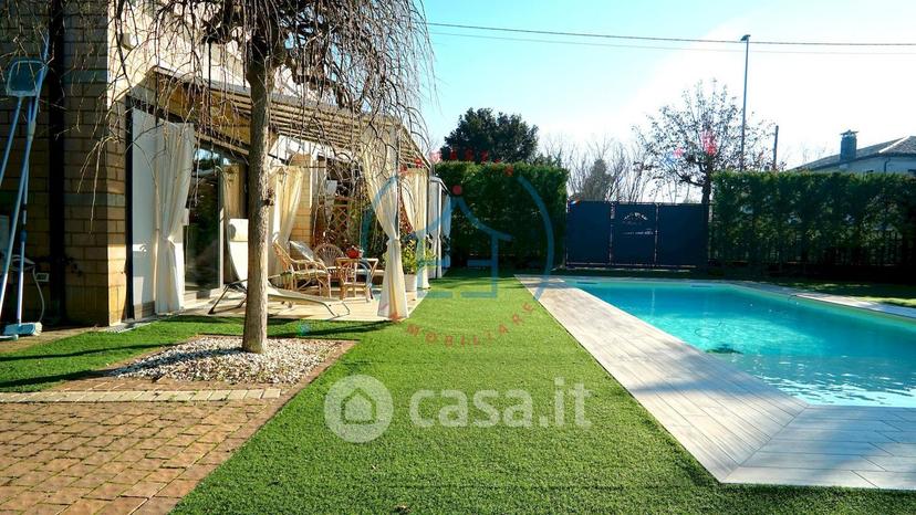 Villa in Via Roma — foto 12 di 58