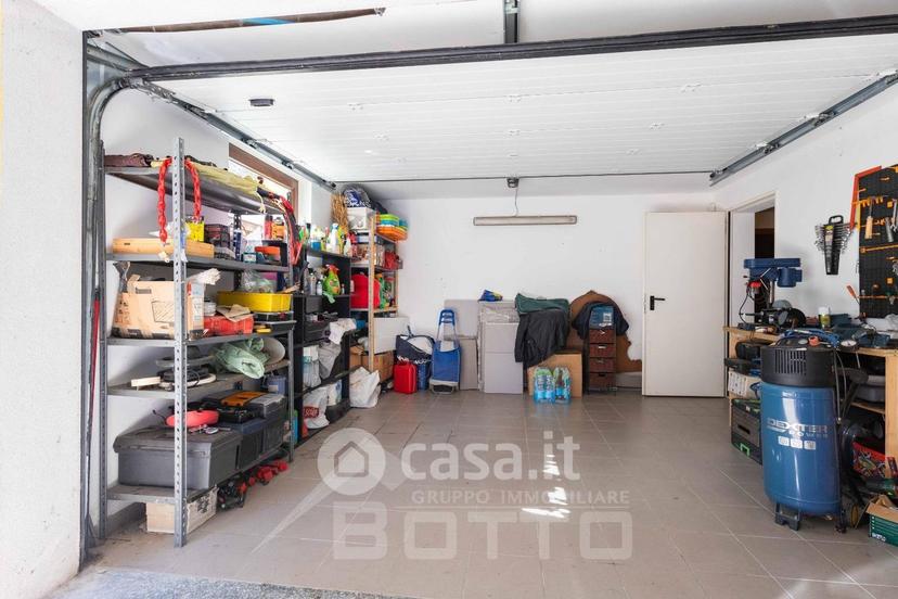 Villa in Via dei Boschi 12 — foto 24 di 37