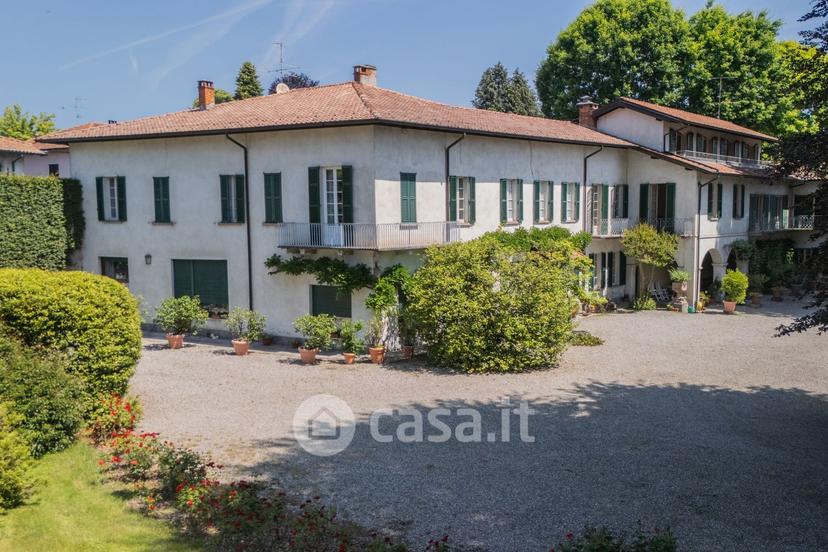 Villa in Piazza Leva 1 — foto 33 di 74