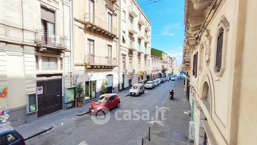 Trilocale in Via Caronda 57