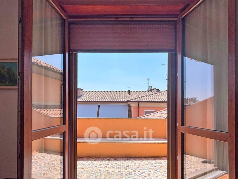 Bilocale in Via Emilia — foto 7 di 13