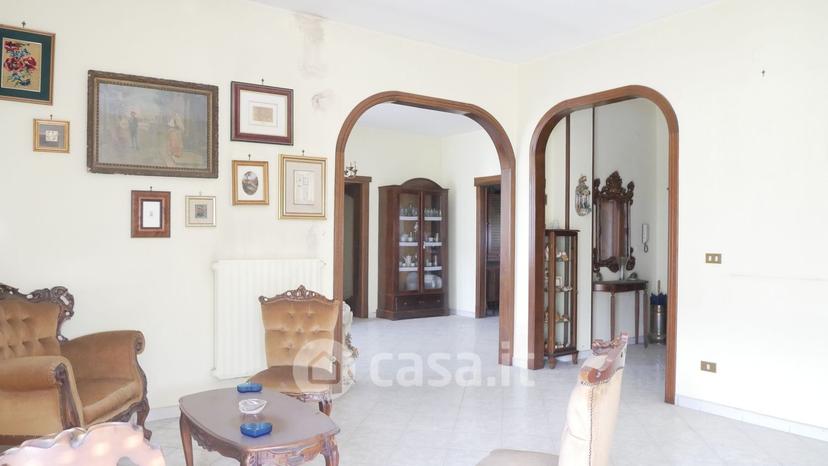 Quadrilocale in Via Taverna Campanile 70 — foto 3 di 28