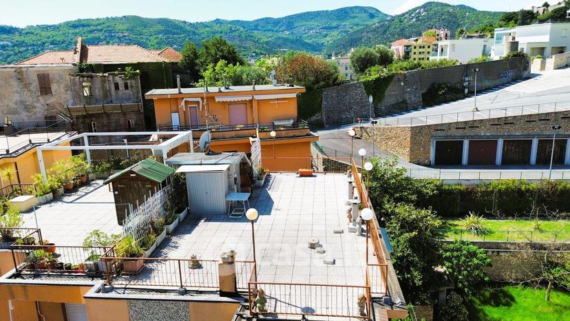 Quadrilocale in Via Laiolo — foto 37 di 51