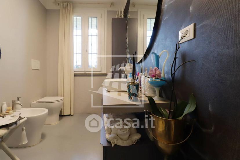 Villa in Via Gianni Rodari 16 — foto 25 di 89