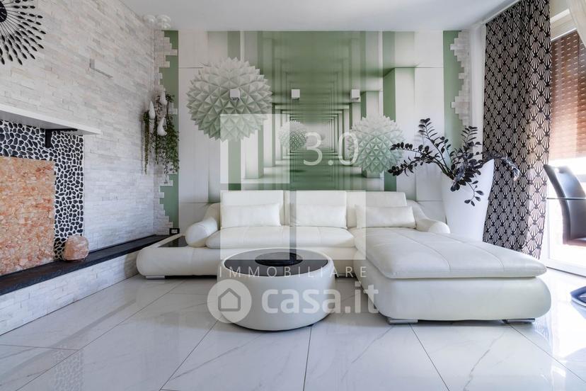 Appartamento in Viale Orleans 4 — foto 18 di 38