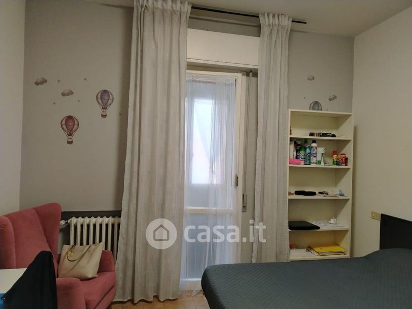 Stanza in Via Parini — foto 15 di 17