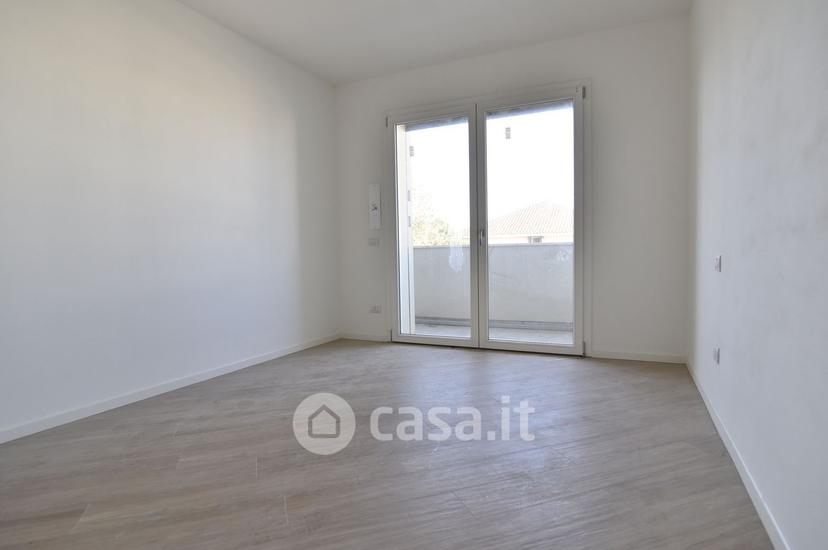 Quadrilocale in Via Don P. Andolfatto 145 — foto 9 di 11