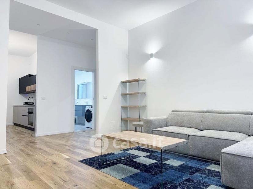 Trilocale in Via Fratelli Cairoli 6 — foto 12 di 20