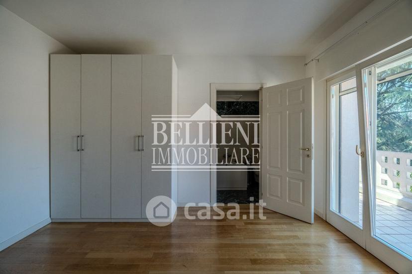 Quadrilocale in Via Alessandro Massaria — foto 15 di 28