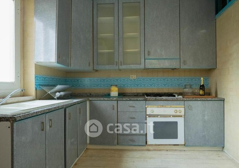 Trilocale in Via Rosmini — foto 20 di 24