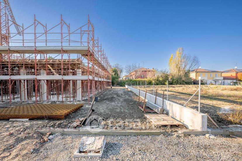 Villa in Via Emilia Ovest 48 — foto 10 di 46