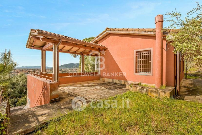 Villa in Via Volturno — foto 13 di 23