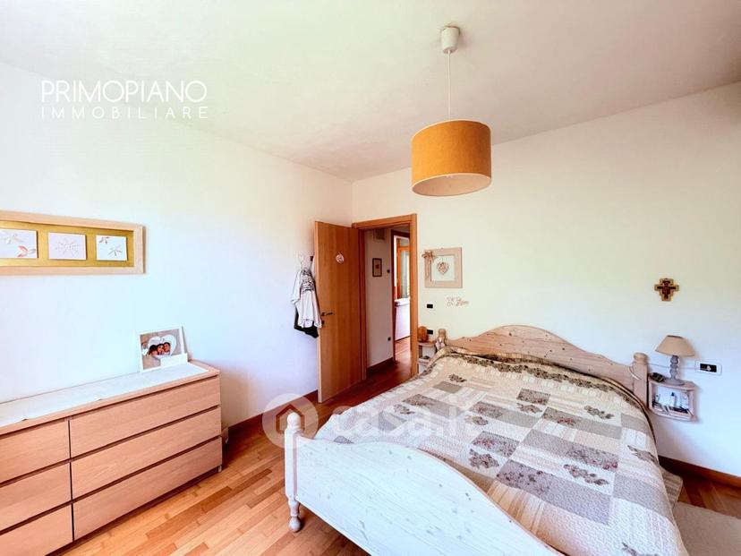 Villa in Frazione Frisanchi — foto 7 di 39