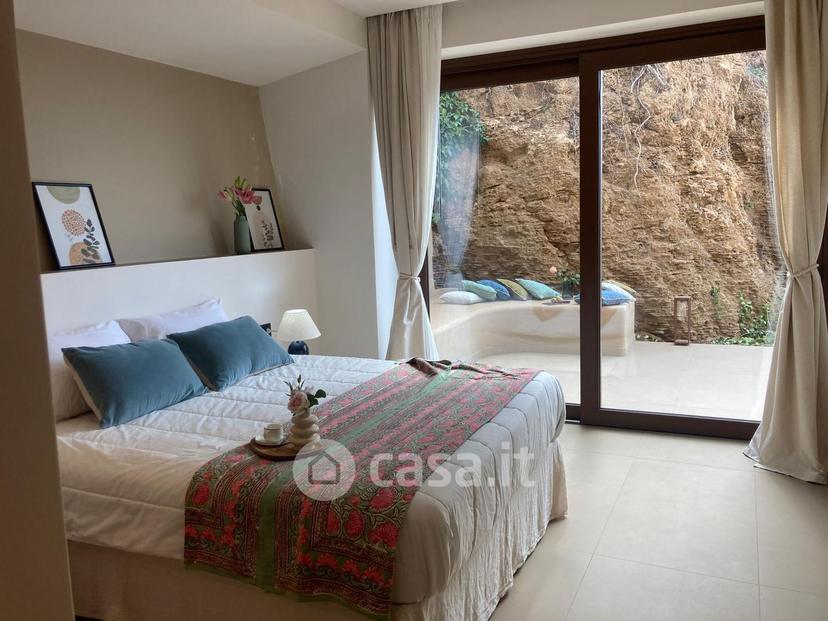 Villa in Via Caio Duilio — foto 45 di 45