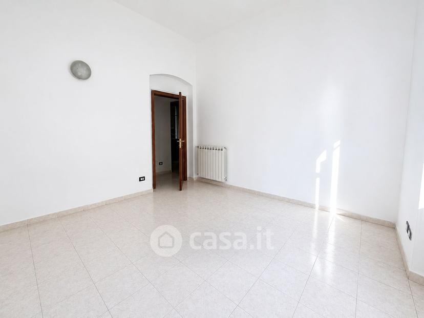 Trilocale in Corso Cavour 416 — foto 15 di 29