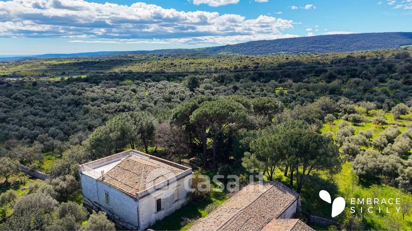 Villa in Villa Bibbia — foto 27 di 39