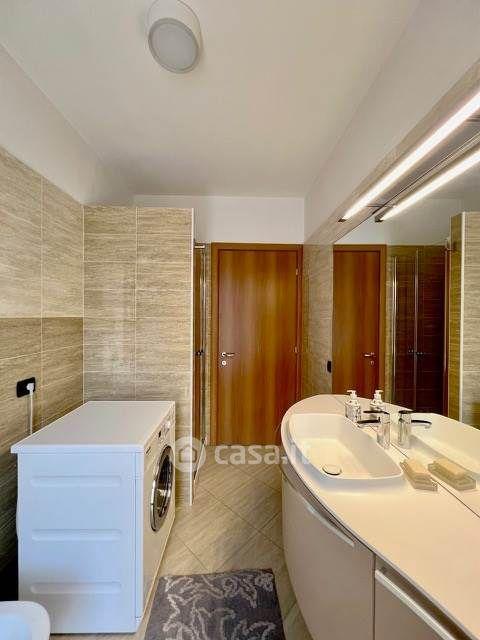 Quadrilocale in Via Bortolazzi 12 — foto 29 di 52