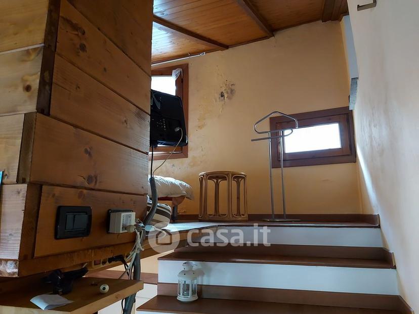 Trilocale in Via G. Garibaldi 1 — foto 16 di 32