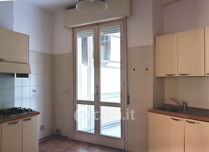 Trilocale in Viale C. Abba 14 — foto 21 di 34