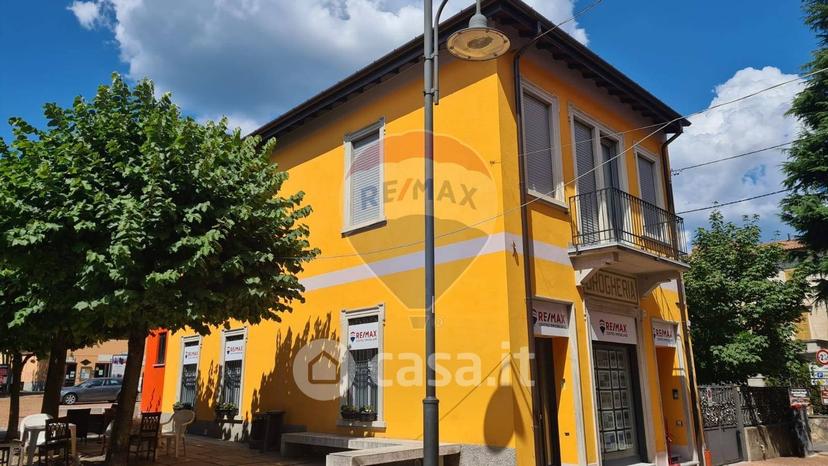 Trilocale in Via Roma 41 — foto 12 di 17