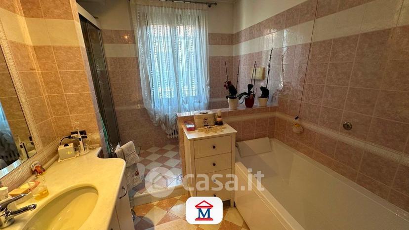 Quadrilocale in Via Giosuè Carducci — foto 21 di 27