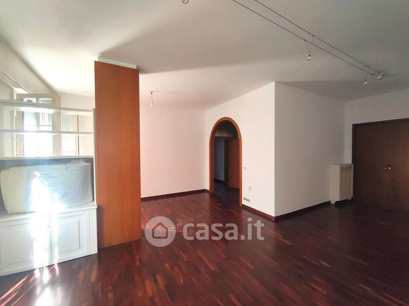Trilocale in Viale C. Abba 14 — foto 31 di 34